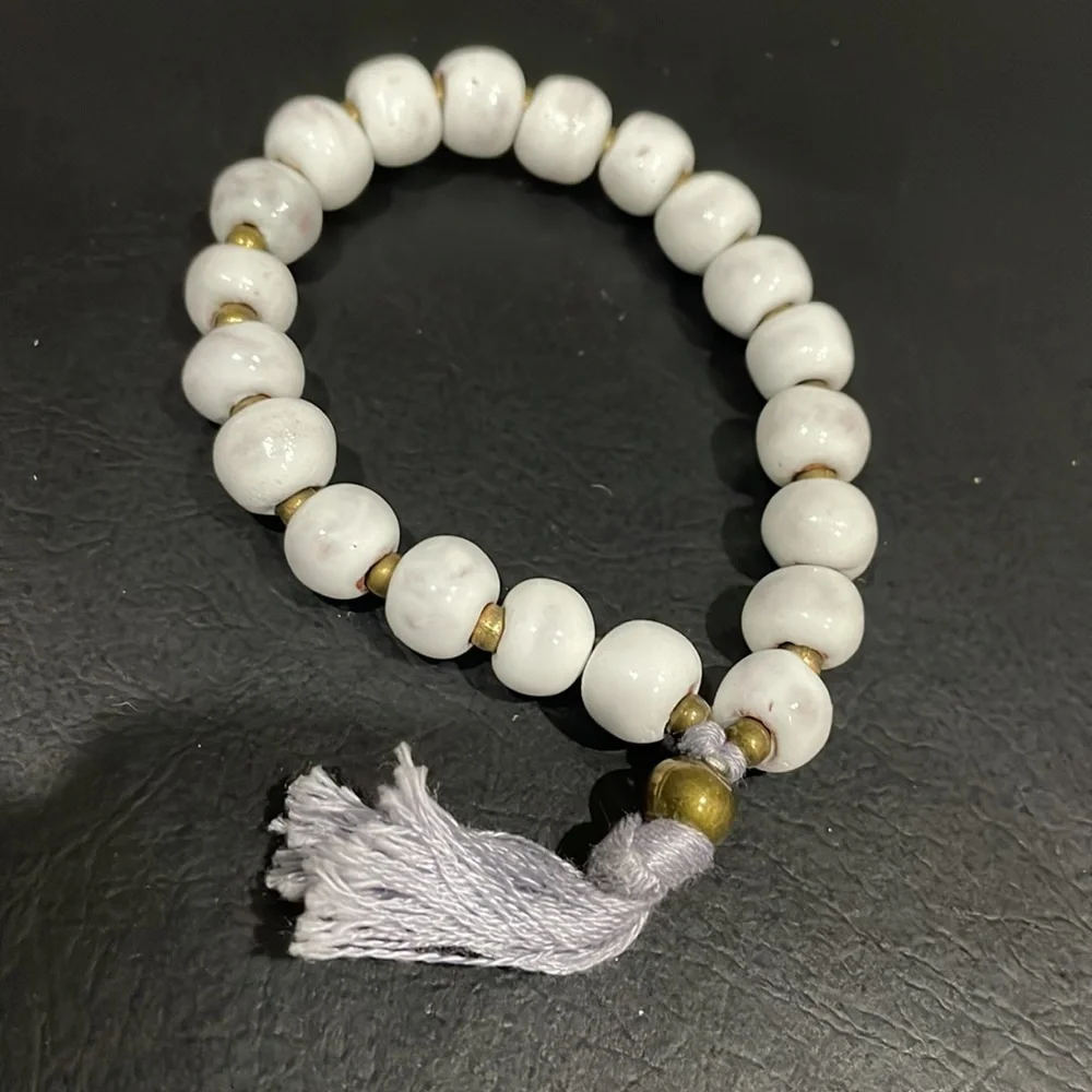 WHITE Boho Bracelet - Picture 2 of 2